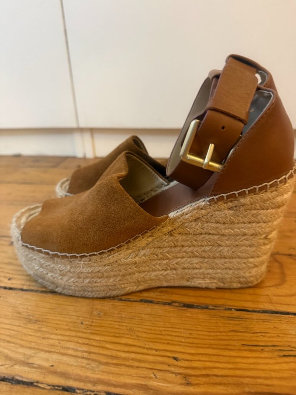 Mark Fisher - Women’s Suede Espadrille Wedge Sandals in Brown - W size 7.5
